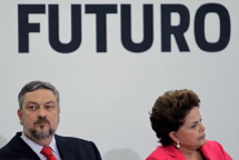 President Rousseff (R) and Chief of Staff Palocci (Reuters/Ueslei Marcelino)