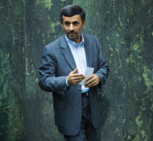 President Ahmadi-Nejad (Reuters/Raheb Homavandi)