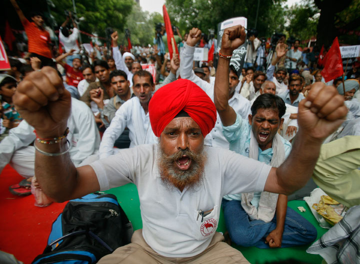  Anti-corruption protest in New Delhi (Reuters/Parivartan Sharma) 