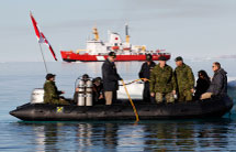  Canadian Prime Minister Stephen Harper takes part in Operation Nanook, 2010 (Reuters/Chris Wattie)