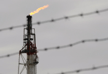 Gas flare at a refinery.(REUTERS/Issei Kato)