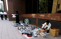 Street vendors in Cairo. (REUTERS/Jamal Saidi)