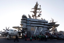 USS Abraham Lincoln (REUTERS/Jumana El-Heloueh)