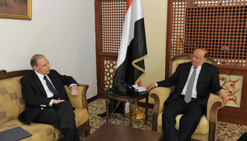 US Ambassador to Yemen Gerald Feierstein and President Abd al-Rab Mansour Hadi. (REUTERS/Handout)