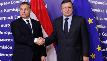 Viktor Orban with Jose Manuel Barroso. (REUTERS/Francois Lenoir)