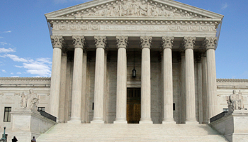 The Supreme Court building in Washington. (REUTERS/Stelios Varias)