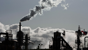 The ConocoPhillips oil refinery in San Pedro, California. (REUTERS/Bret Hartman)