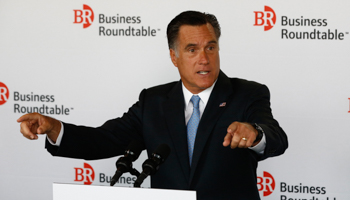 Mitt Romney addresses company leaders in Washington (REUTERS/Jason Reed)