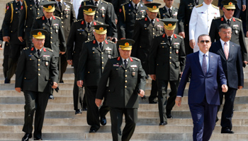 Prime Minister Recep Tayyip Erdogan and top military officials at the mausoleum of Mustafa Kemal Ataturk (REUTERS/Umit Bektas)