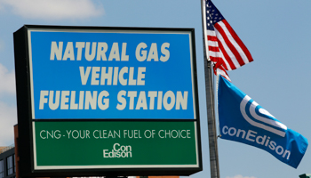 A natural gas fuelling station in New York (REUTERS/Mike Segar)