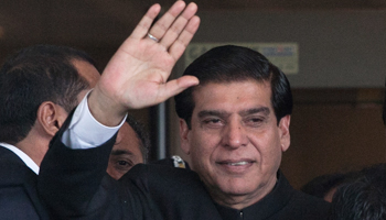 Pakistan's Prime Minister Raja Pervez Ashraf (REUTERS/Mian Kursheed)