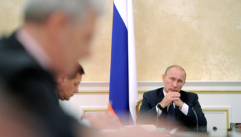 Prime Minister Putin chairs a government meeting in Moscow (REUTERS/RIA Novosti)