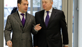 Dmitry Medvedev with Foreign Intelligence Service head Mikhail Fradkov (REUTERS/RIA Novosti)