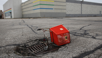 A closed Toy R Us store in Cleveland, Ohio (REUTERS/Shannon Stapleton)