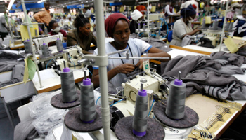 Kenyan workers prepare clothes for export (REUTERS/Thomas Mukoya)