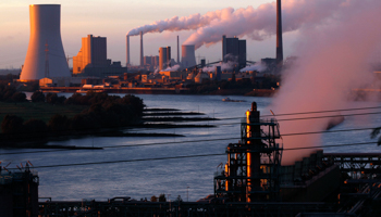 A coal power plant (REUTERS/Ina Fassbender)