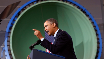 President Barack Obama speaks at Newport News Shipbuilding in Virginia (REUTERS/Kevin Lamarque)