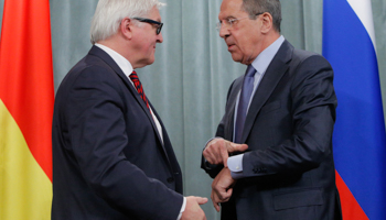 Russia's Foreign Minister Sergei Lavrov and his German counterpart Frank-Walter Steinmeier attend a news conference in Moscow (Reuters/Maxim Shemetov)
