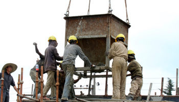 Ethiopian labourers work at a railway station construction site (Reuters/Tiksa Negeri)