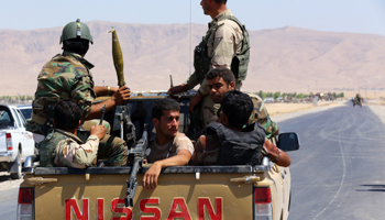 Kurdish peshmerga troops participate in a security deployment against Islamic State militants in Makhmur (Reuters/Stringer)