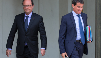 French President Francois Hollande and Prime Minister Manuel Valls (Reuters/Philippe Wojazer)