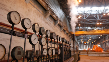 Barometers are pictured at the Pha Lai Thermal Power Plant northeast of Hanoi (Reuters/Kham)
