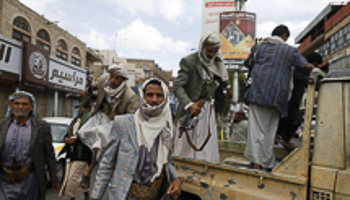 Shi'ite Huthi rebels are seen in Sanaa (Reuters/Khaled Abdullah)