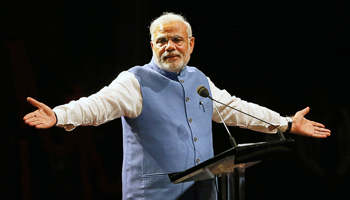 Modi reacts as he speaks to members of the Australian-Indian community at Sydney Olympic Park (Reuters/Rick Stevens)