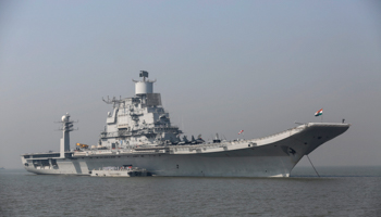 Indian Navy's aircraft carrier INS Vikramaditya anchored in the Arabian sea (Reuters/Shailesh Andrade)