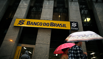 A Banco do Brasil branch in Rio de Janeiro (Reuters/Pilar Olivares)