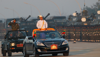 Myanmar's President Thein Sen inspects the Grand Military Review Parade (Reuters/Soe Zeya Tun)