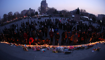 A memorial ceremony for the Avetisyan family in Yerevan (Reuters/Hrant Khachatryan//PAN Photo)