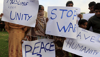 A demonstration in Islamabad against the Saudi intervention (Reuters/Faisal Mahmood)