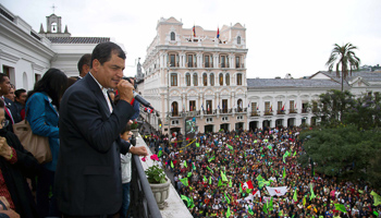 Correa addresses supporters at the Carondelet Palace in Quito (Reuters/Gary Granja)