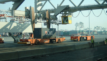 Cranes at Rotterdam Port (Quistnix)