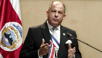Costa Rica's President Luis Guillermo Solis addresses Congress in San Jose (Reuters/Juan Carlos Ulate)