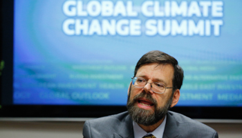 Jonathan Pershing, deputy assistant secretary for Climate Change Policy and Technology at the US Department of Energy, at the Reuters Global Climate Change Summit in Washington, October 16, 2014 (Reuters/Jim Bourg)