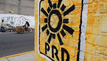 A logo of the Party of the Democratic Revolution painted on a wall in Ciudad Nezahualcoyotl (Reuters/Carlos Jasso)
