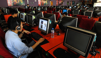 Customers at an internet cafe in Changzhi, Shanxi  (Reuters/Stringer)