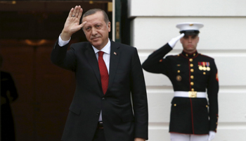Turkish President Recep Tayyip Erdogan arrives at the White House, March 31, 2016 (Reuters/Jonathan Ernst)