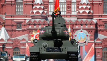 A T-34 tank from the Second World War at the May 9 Victory parade in Moscow (Reuters/Sergei Karpukhin)