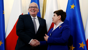 Polish Prime Minister Beata Szydlo, right, with European Commission First Vice-President Frans Timmermans (Reuters/Kacper Pempel)