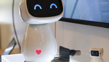 Baidu's artificially intelligent robot Xiaodu (Reuters/Kim Kyung)
