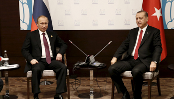 Turkish President Erdogan, right, meets Russian President Putin at the G20 summit in Turkey (Reuters/Kayhan Ozer/Pool)