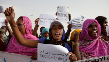 Anti-slavery supporters of Dah Abeid in 2012 (Reuters/Joe Penney)