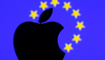 A 3D printed Apple logo in front of a displayed European Union flag (Reuters/Dado Ruvic/Illustration)