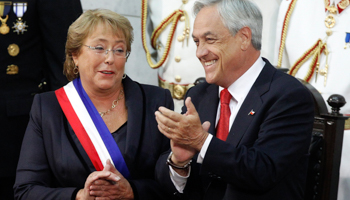 President Michelle Bachelet and former President Sebastian Pinera (Reuters/Maglio Perez)