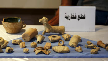 Artifacts recovered from IS-held areas, 2015 (Reuters/Thaier Al)