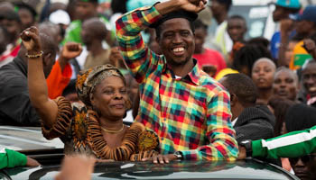 President Edgar Lungu and his wife Esther Lungu leave a rally in Lusaka (Reuters/Rogan Ward)