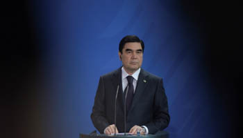 President of Turkmenistan Gurbanguly Berdimuhamedow attends a news conference at the Chancellery in Berlin, Germany (Reuters/Stefanie Loos)